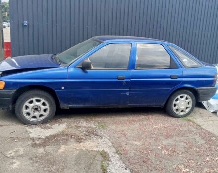 Синий Форд Эскорт, объемом двигателя 1.9 л и пробегом 340 тыс. км за 384 $, фото 1 на Automoto.ua