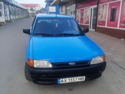 Синій Форд Ескорт, об'ємом двигуна 1.4 л та пробігом 170 тис. км за 1100 $, фото 1 на Automoto.ua