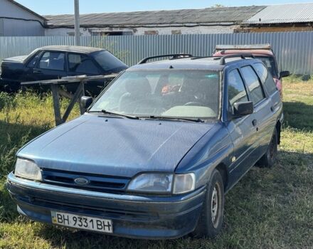 Синій Форд Ескорт, об'ємом двигуна 1.5 л та пробігом 300 тис. км за 550 $, фото 1 на Automoto.ua