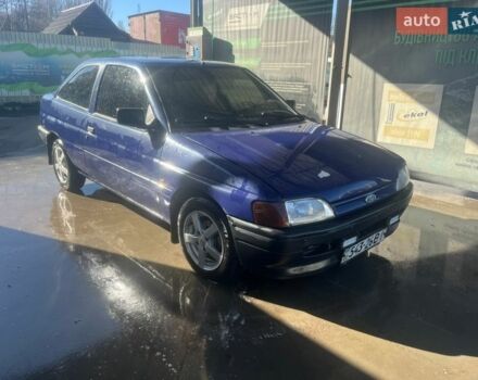 Синий Форд Эскорт, объемом двигателя 0 л и пробегом 225 тыс. км за 650 $, фото 1 на Automoto.ua
