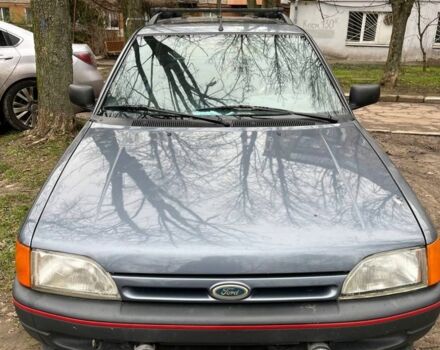 Синий Форд Эскорт, объемом двигателя 1.6 л и пробегом 65 тыс. км за 1300 $, фото 1 на Automoto.ua