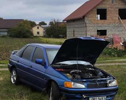 Синій Форд Ескорт, об'ємом двигуна 1.8 л та пробігом 57 тис. км за 800 $, фото 1 на Automoto.ua