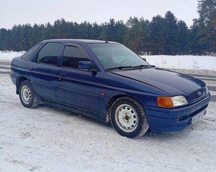 Синий Форд Эскорт, объемом двигателя 1.6 л и пробегом 250 тыс. км за 1400 $, фото 1 на Automoto.ua