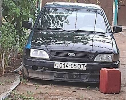 Синий Форд Эскорт, объемом двигателя 2 л и пробегом 100 тыс. км за 429 $, фото 1 на Automoto.ua