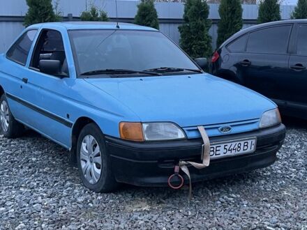 Синий Форд Эскорт, объемом двигателя 1.4 л и пробегом 136 тыс. км за 400 $, фото 1 на Automoto.ua