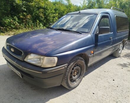 Синій Форд Ескорт, об'ємом двигуна 1.4 л та пробігом 300 тис. км за 702 $, фото 1 на Automoto.ua