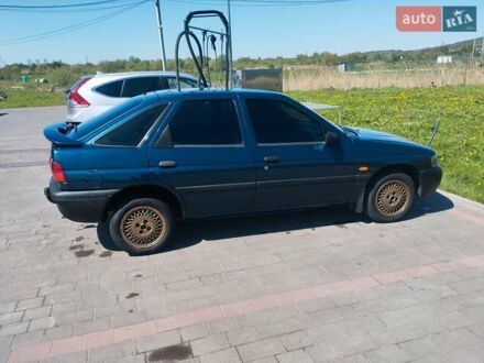 Форд Ескорт 1995 у Львові на Automoto.ua Синій Форд Ескорт, об'ємом двигуна 1.6 л та пробігом 1 тис. км за 2300 $, фото 1 на Automoto.ua