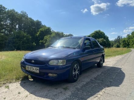 Синій Форд Ескорт, об'ємом двигуна 1.4 л та пробігом 250 тис. км за 1500 $, фото 1 на Automoto.ua