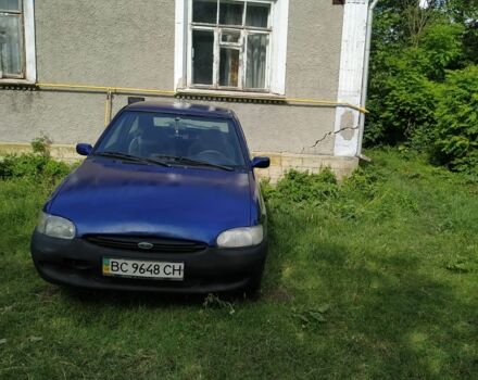 Синий Форд Эскорт, объемом двигателя 1.6 л и пробегом 200 тыс. км за 811 $, фото 1 на Automoto.ua