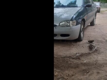 Синій Форд Ескорт, об'ємом двигуна 1.6 л та пробігом 12 тис. км за 600 $, фото 1 на Automoto.ua