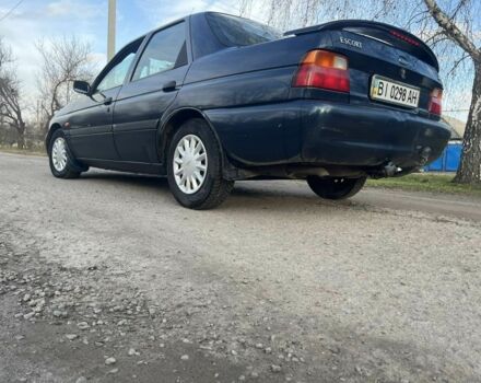 Синий Форд Эскорт, объемом двигателя 1.6 л и пробегом 115 тыс. км за 1300 $, фото 1 на Automoto.ua