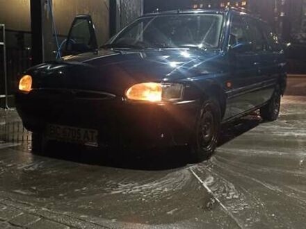 Синій Форд Ескорт, об'ємом двигуна 1.6 л та пробігом 100 тис. км за 800 $, фото 1 на Automoto.ua