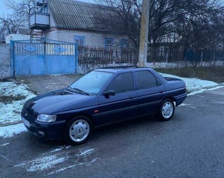 Синий Форд Эскорт, объемом двигателя 1.6 л и пробегом 300 тыс. км за 1400 $, фото 1 на Automoto.ua