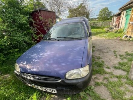 Форд Ескорт 1997 у Черкасах на Automoto.ua Синій Форд Ескорт, об'ємом двигуна 1.4 л та пробігом 150 тис. км за 1200 $, фото 1 на Automoto.ua