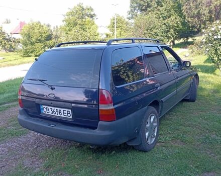 Синий Форд Эскорт, объемом двигателя 1.6 л и пробегом 200 тыс. км за 2300 $, фото 1 на Automoto.ua