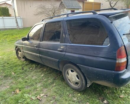 Синий Форд Эскорт, объемом двигателя 1.8 л и пробегом 58 тыс. км за 1000 $, фото 1 на Automoto.ua