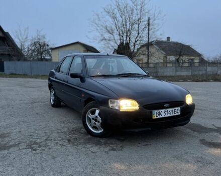 Синий Форд Эскорт, объемом двигателя 1.3 л и пробегом 250 тыс. км за 890 $, фото 1 на Automoto.ua