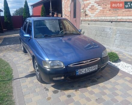 Синій Форд Ескорт, об'ємом двигуна 1.8 л та пробігом 901 тис. км за 1200 $, фото 1 на Automoto.ua