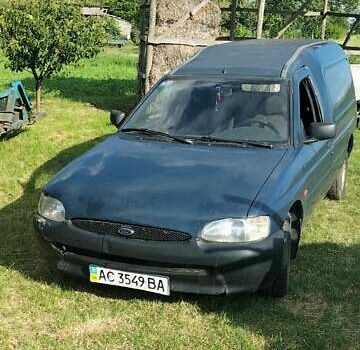 Синий Форд Эскорт, объемом двигателя 1.8 л и пробегом 380 тыс. км за 900 $, фото 1 на Automoto.ua