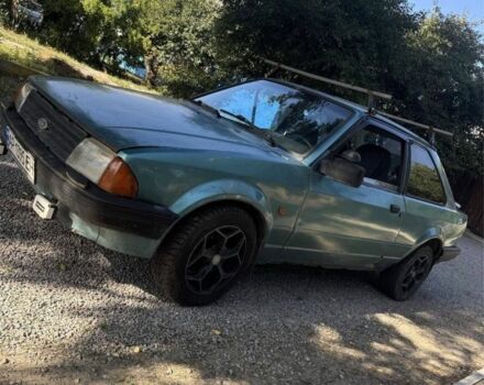 Зеленый Форд Эскорт, объемом двигателя 1.6 л и пробегом 100 тыс. км за 594 $, фото 2 на Automoto.ua