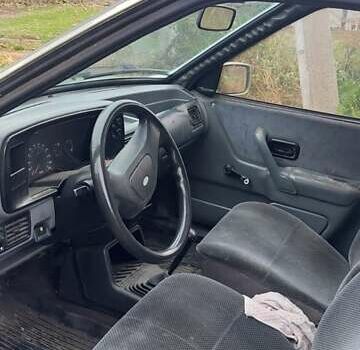 Зеленый Форд Эскорт, объемом двигателя 1.3 л и пробегом 200 тыс. км за 500 $, фото 4 на Automoto.ua