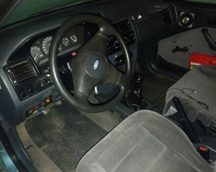 Зелений Форд Ескорт, об'ємом двигуна 0 л та пробігом 2 тис. км за 947 $, фото 6 на Automoto.ua