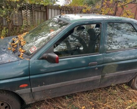 Зеленый Форд Эскорт, объемом двигателя 1 л и пробегом 2 тыс. км за 850 $, фото 1 на Automoto.ua