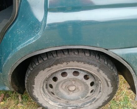 Зеленый Форд Эскорт, объемом двигателя 1.6 л и пробегом 300 тыс. км за 2200 $, фото 5 на Automoto.ua