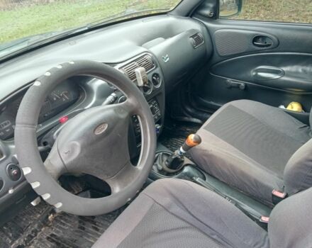 Зеленый Форд Эскорт, объемом двигателя 1.6 л и пробегом 300 тыс. км за 2200 $, фото 4 на Automoto.ua