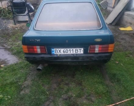 Зеленый Форд Эскорт, объемом двигателя 1.6 л и пробегом 667 тыс. км за 408 $, фото 1 на Automoto.ua