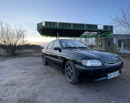 Зелений Форд Ескорт, об'ємом двигуна 1.8 л та пробігом 238 тис. км за 1600 $, фото 2 на Automoto.ua