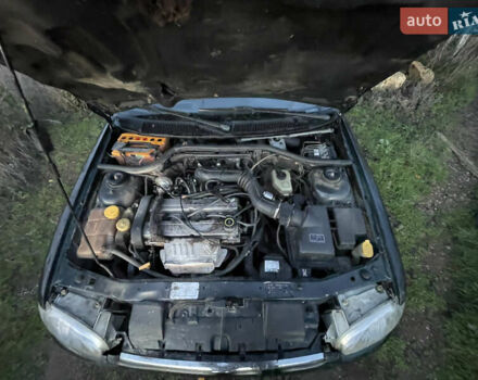 Зелений Форд Ескорт, об'ємом двигуна 1.8 л та пробігом 238 тис. км за 1600 $, фото 11 на Automoto.ua