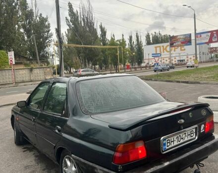 Зеленый Форд Эскорт, объемом двигателя 1.8 л и пробегом 340 тыс. км за 1000 $, фото 1 на Automoto.ua