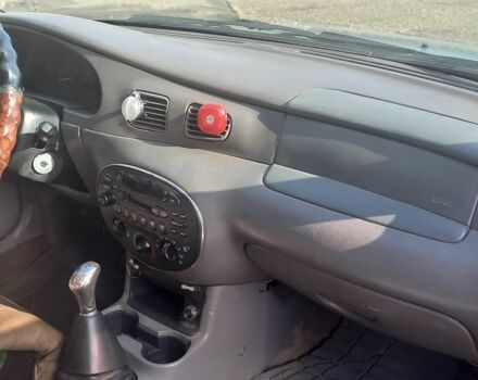 Зелений Форд Ескорт, об'ємом двигуна 2 л та пробігом 150 тис. км за 2000 $, фото 3 на Automoto.ua