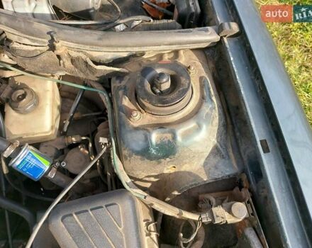 Зеленый Форд Эскорт, объемом двигателя 1.8 л и пробегом 436 тыс. км за 1999 $, фото 8 на Automoto.ua