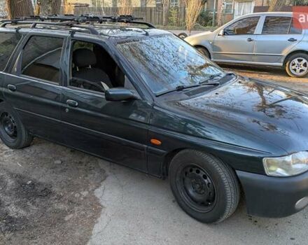 Зеленый Форд Эскорт, объемом двигателя 1.6 л и пробегом 217 тыс. км за 2000 $, фото 31 на Automoto.ua