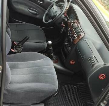 Зеленый Форд Эскорт, объемом двигателя 1.6 л и пробегом 296 тыс. км за 2400 $, фото 8 на Automoto.ua