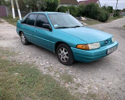 Зеленый Форд Эскорт, объемом двигателя 1.9 л и пробегом 170 тыс. км за 1500 $, фото 3 на Automoto.ua