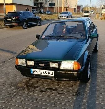 Зелений Форд Ескорт, об'ємом двигуна 1.3 л та пробігом 300 тис. км за 1351 $, фото 1 на Automoto.ua