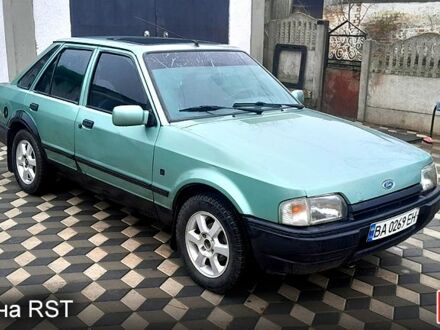 Зеленый Форд Эскорт, объемом двигателя 1.4 л и пробегом 200 тыс. км за 850 $, фото 1 на Automoto.ua