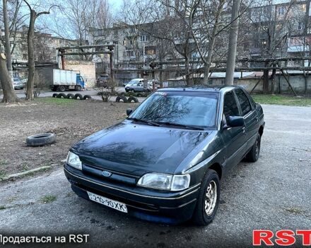 Зелений Форд Ескорт, об'ємом двигуна 1.4 л та пробігом 92 тис. км за 1000 $, фото 1 на Automoto.ua