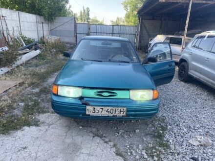 Форд Эскорт 1993 в Кривом Роге на Automoto.ua Зеленый Форд Эскорт, объемом двигателя 1.9 л и пробегом 521 тыс. км за 480 $, фото 1 на Automoto.ua