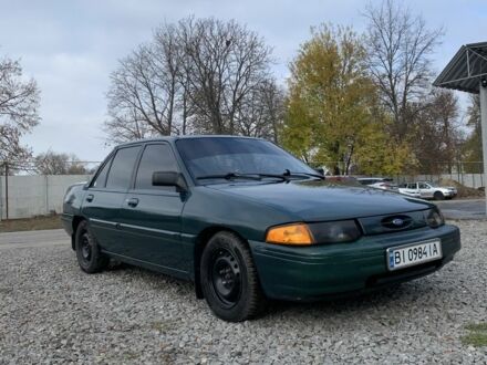 Зеленый Форд Эскорт, объемом двигателя 1.9 л и пробегом 251 тыс. км за 2000 $, фото 1 на Automoto.ua
