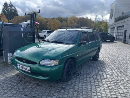 Форд Ескорт 1995 у Львові на Automoto.ua Зелений Форд Ескорт, об'ємом двигуна 1.8 л та пробігом 408 тис. км за 1500 $, фото 1 на Automoto.ua