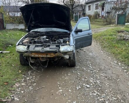 Зеленый Форд Эскорт, объемом двигателя 1.4 л и пробегом 250 тыс. км за 350 $, фото 1 на Automoto.ua