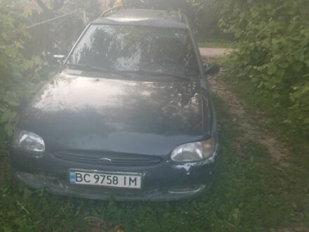 Форд Эскорт 1996 в Самборе на Automoto.ua Зеленый Форд Эскорт, объемом двигателя 1.6 л и пробегом 418 тыс. км за 500 $, фото 1 на Automoto.ua