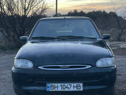 Зелений Форд Ескорт, об'ємом двигуна 1.8 л та пробігом 238 тис. км за 1600 $, фото 1 на Automoto.ua