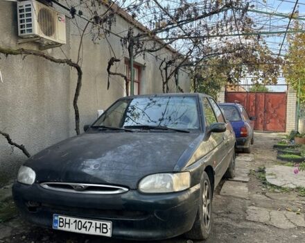 Зелений Форд Ескорт, об'ємом двигуна 1.8 л та пробігом 3 тис. км за 553 $, фото 1 на Automoto.ua