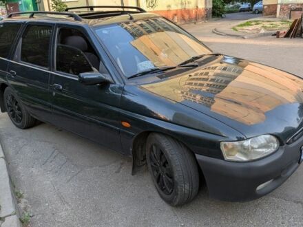 Форд Эскорт 1996 в Полтаве на Automoto.ua Зеленый Форд Эскорт, объемом двигателя 1.6 л и пробегом 200 тыс. км за 2000 $, фото 1 на Automoto.ua