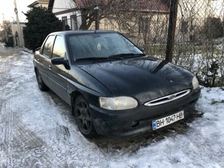Зелений Форд Ескорт, об'ємом двигуна 1.8 л та пробігом 1000 тис. км за 920 $, фото 1 на Automoto.ua
